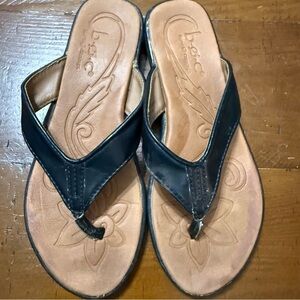b.o.c. Black and Brown Leather Sandals size 6M